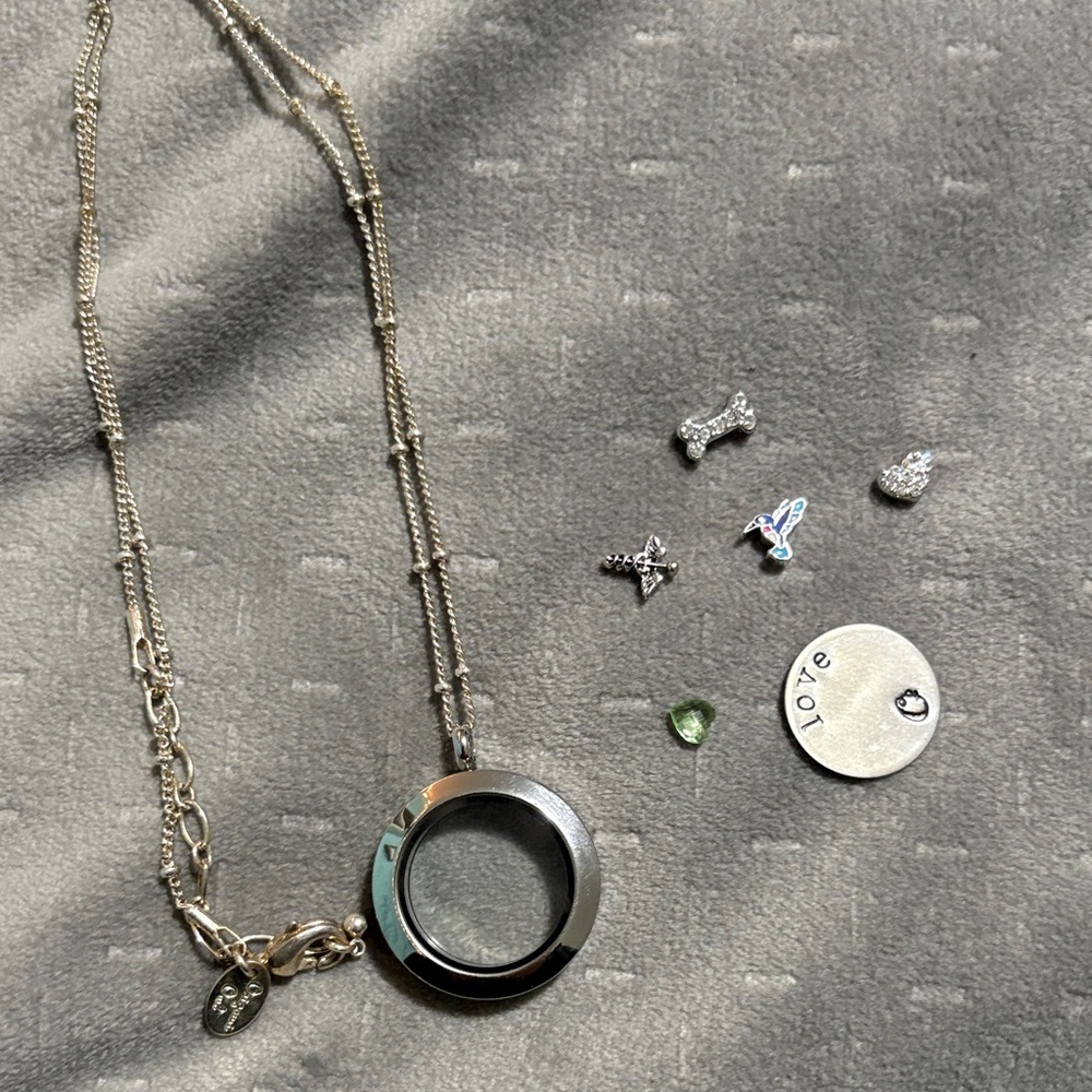 Origami Owl Pendant Necklace with Charms
